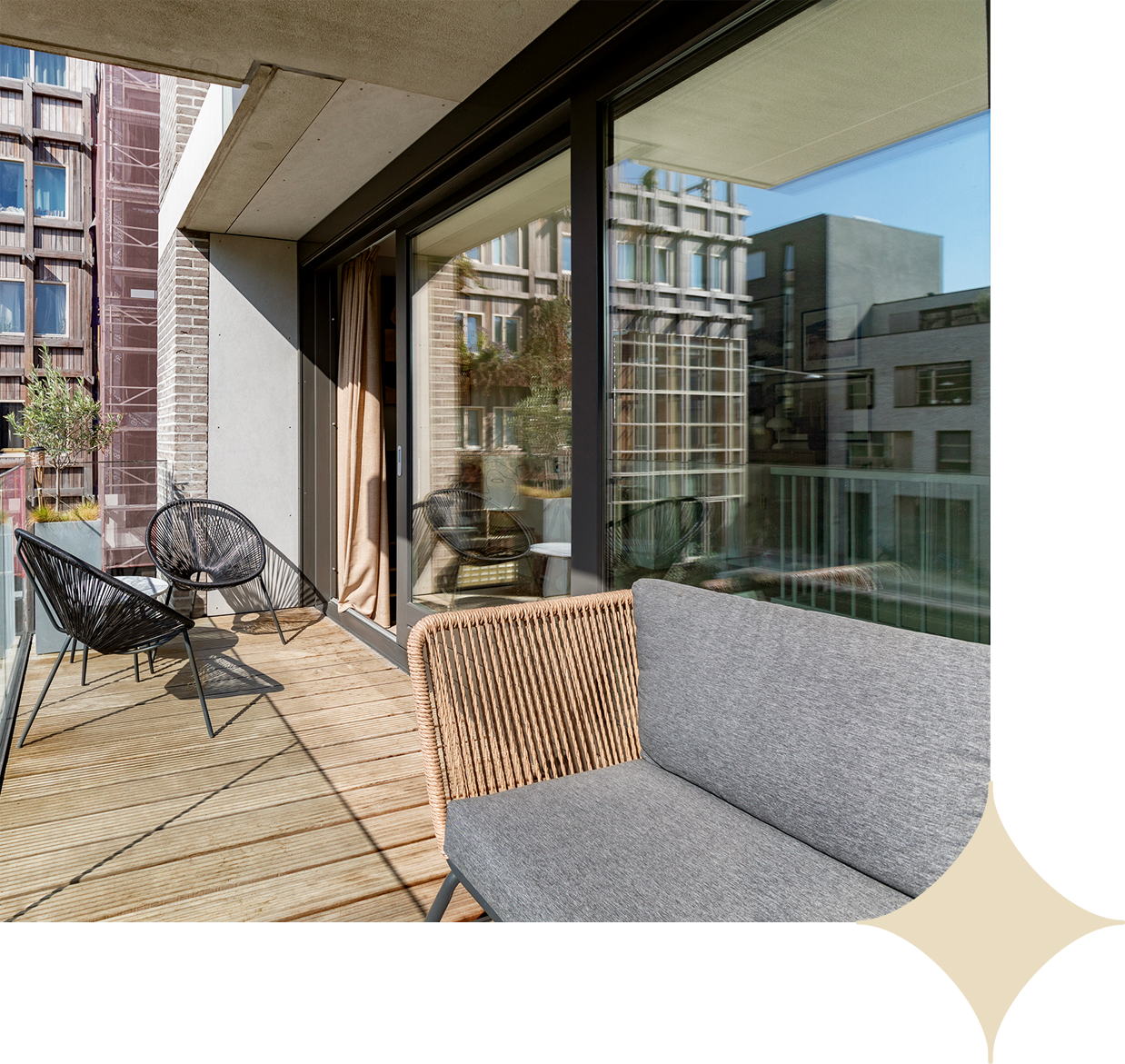 Nydiacurystraat 1 met ster | Thoma Post makelaars